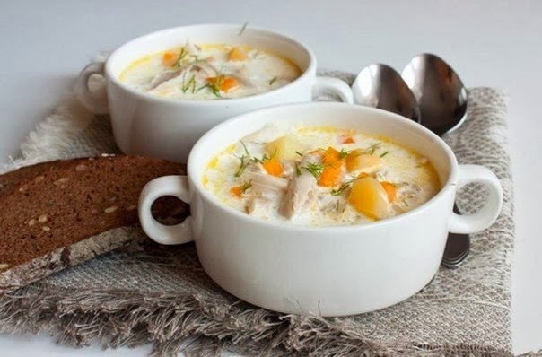 Густой сливочный суп с курицей. Густой сливочный суп с курицей.