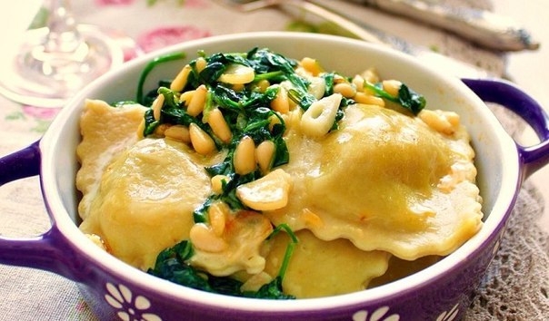 Равиоли с грибами и сыром
