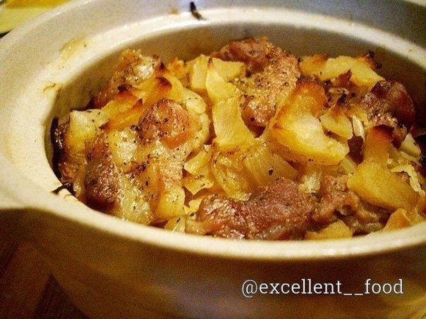 КАПУСТА,ТУШЕНАЯ С МЯСОМ В ГОРШОЧКЕ КАПУСТА,ТУШЕНАЯ С МЯСОМ В ГОРШОЧКЕ