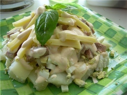 Салат с языком и сыром Салат с языком и сыром