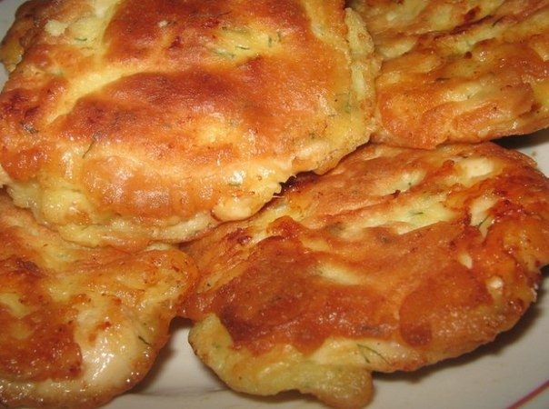 Куриная отбивная с сыром в кляре Куриная отбивная с сыром в кляре