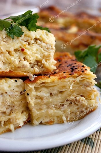 Börek с сыром и с фаршем Börek с сыром и с фаршем
