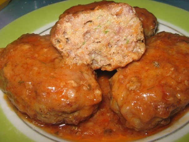 Котлеты из мясного фарша и овощной смеси. Котлеты из мясного фарша и овощной смеси.