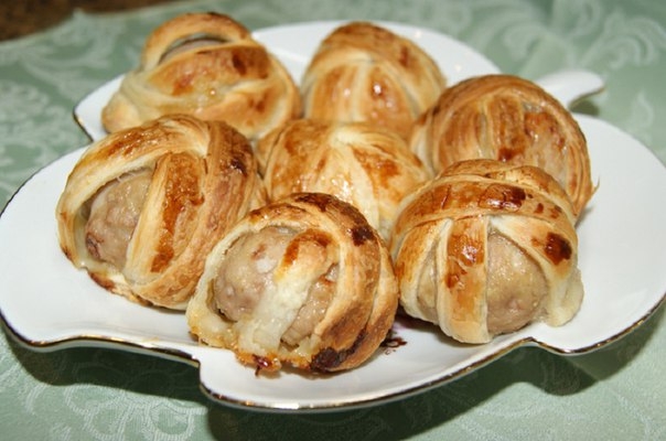 Мясные шарики в слоеном тесте Мясные шарики в слоеном тесте