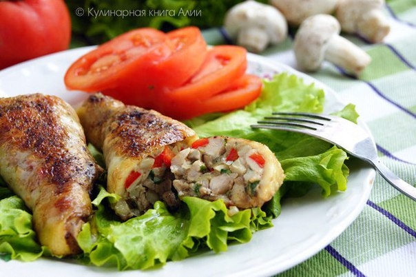 Куриные голени, фаршированные шампиньонами Куриные голени, фаршированные шампиньонами