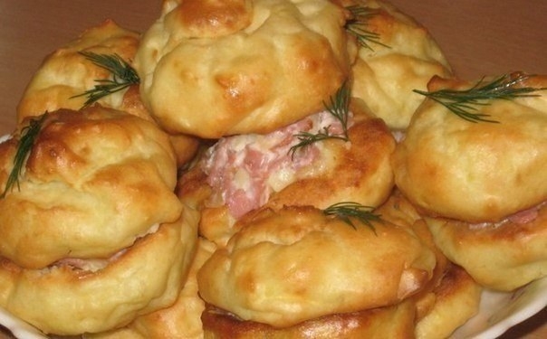 Картофельные профитроли с начинкой Картофельные профитроли с начинкой