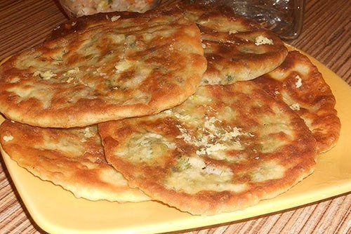 Лепешки с мясом и зеленью Лепешки с мясом и зеленью