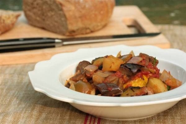 Овощное рагу с кабачками и баклажанами Овощное рагу с кабачками и баклажанами