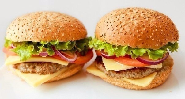 Сэндвичи с фасолевым пюре и куриным мясом