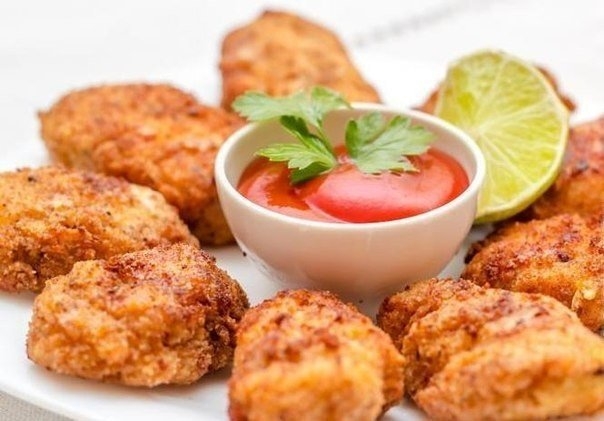 НАГГЕТСЫ КУРИНЫЕ С СЫРОМ НАГГЕТСЫ КУРИНЫЕ С СЫРОМ