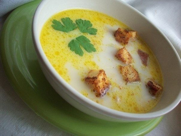 Вкусный супчик из плавленных сырков. Вкусный супчик из плавленных сырков.