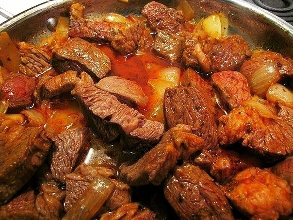 Вкусный, домашний гуляш - мясо (говядина или свинина) - 500г, Вкусный, домашний гуляш - мясо (говядина или свинина) - 500г,