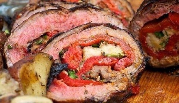 ТОП-10 способов приготовления мясного рулета для праздничного стола! ТОП-10 способов приготовления мясного рулета для праздничного стола!