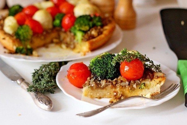 Открытый пирог с чечевицей и овощами Открытый пирог с чечевицей и овощами