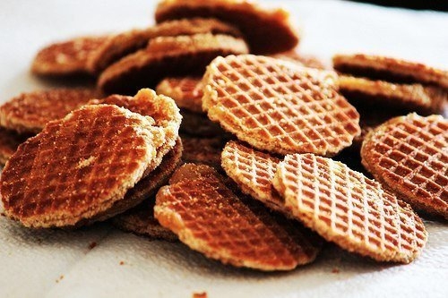 ГОЛЛАНДСКИЕ ВАФЛИ (STROOPWAFELS, SYRUP WAFFLE) ГОЛЛАНДСКИЕ ВАФЛИ (STROOPWAFELS, SYRUP WAFFLE)