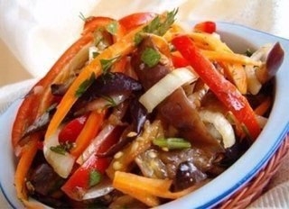 ВКУСНЫЙ ПИКАНТНЫЙ САЛАТИК