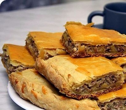 Мясной пирог на кефире с фаршем