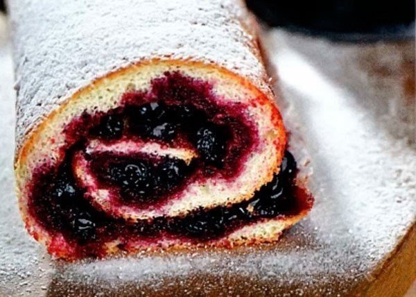 Быстрый рулет с джемом Быстрый рулет с джемом