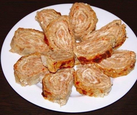 Рулетики из лаваша с мясом Рулетики из лаваша с мясом