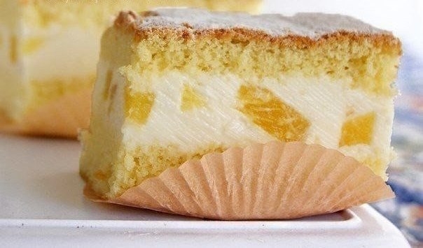 Торт с нежнейшим творожным кремом и ананасами Торт с нежнейшим творожным кремом и ананасами