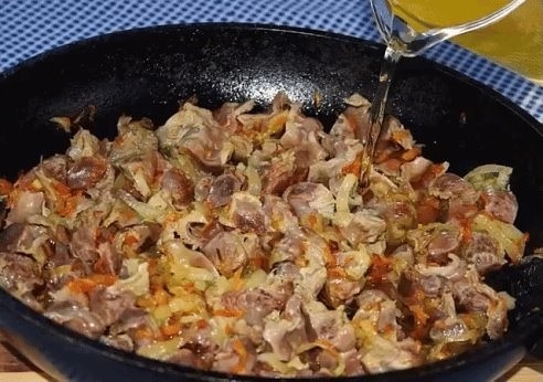 Маринованные куриные желудочки в соевом соусе пикантные и невероятно вкусные