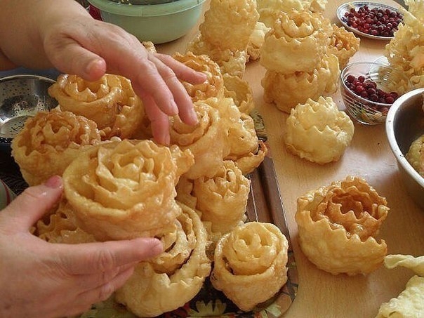 ВКУСНЕЙШЕЕ Татарское НАЦИОНАЛЬНОЕ блюдо УРАМА или ПАУРСАК. ВКУСНЕЙШЕЕ Татарское НАЦИОНАЛЬНОЕ блюдо УРАМА или ПАУРСАК.