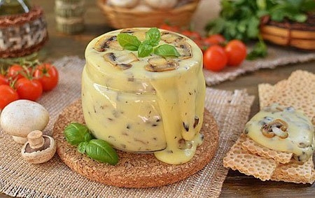 Домашний плавленый сыр с шампиньонами-ВКУСНЯТИНА! Домашний плавленый сыр с шампиньонами-ВКУСНЯТИНА!