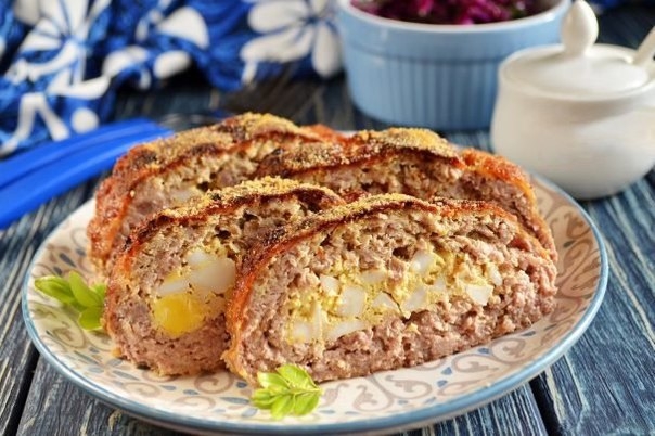 Мясной рулет с яйцом, как в садике