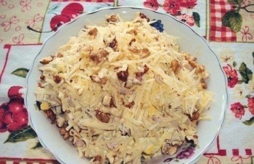 Салат «сытый гость»