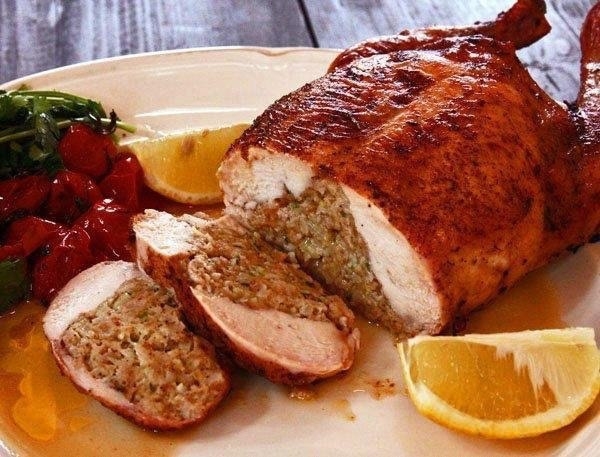 Курочка фаршированная по-тоскански Курочка фаршированная по-тоскански
