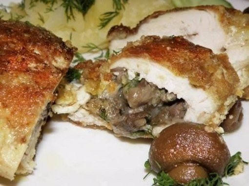 Куриное филе, фаршированное грибами