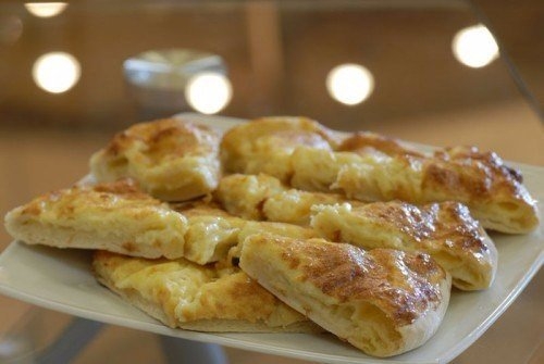 Хачапури без замешивания теста. Хачапури без замешивания теста.