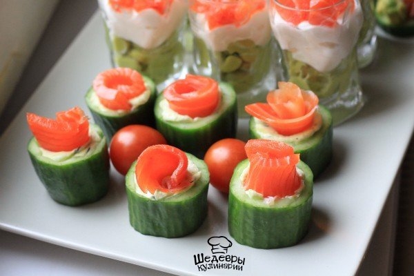 10 ЯРКИХ ВКУСНЫХ ЗАКУСОК 10 ЯРКИХ ВКУСНЫХ ЗАКУСОК