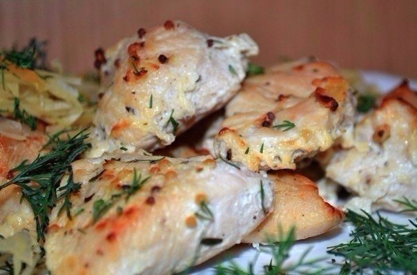 Отличный вариант для обеда - куриное филе в кефире!