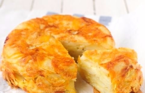 КАРТОФЕЛЬНАЯ ЗАПЕКАНКА С СЫРОМ