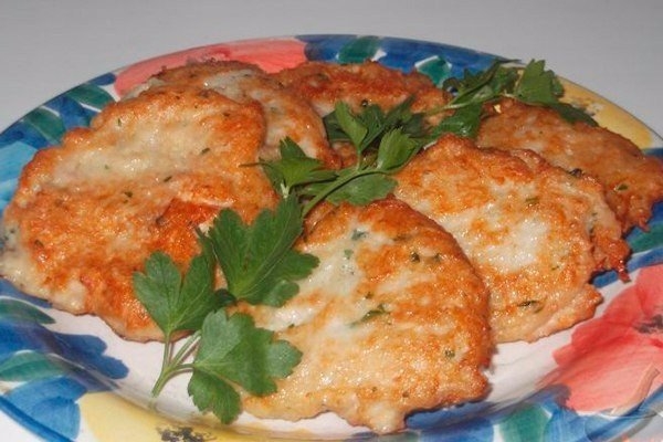 Картофельно-куриные оладьи.