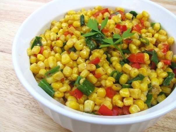 Горячий салат из кукурузы