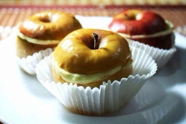 ЗАПЕЧЕННЫЕ ЯБЛОКИ С ТВОРОЖНО-ВАНИЛЬНЫМ КРЕМОМ