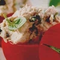 Фаршированные помидоры тунцом и творогом