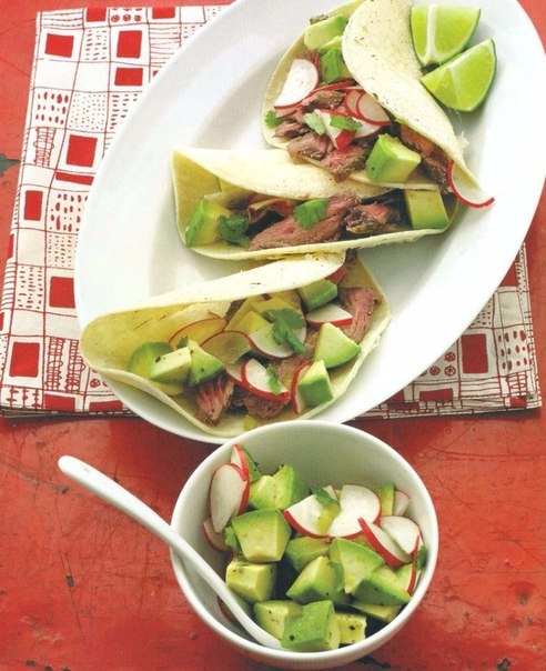 Салат из говяжьей вырезки и редиса