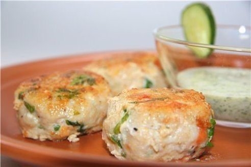 Рыбные котлеты из сазана