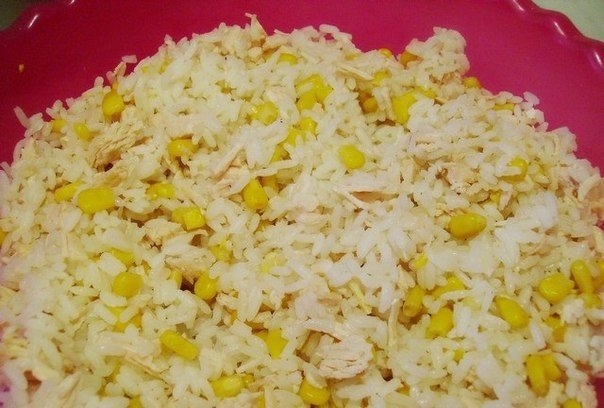 Рис с курицей и кукурузой