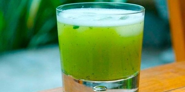 Мятный лимонад, способный умерить аппетит, пьем перед едой.