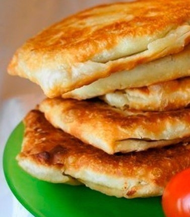 Плацинды-с творогом и зеленью из тончайшего теста