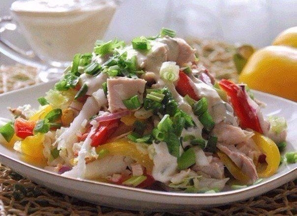 Салат "Курочка-Снегурочка" сохранит фигурочку!