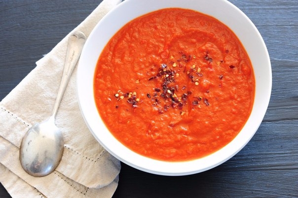 Яркий красочный суп из любимых морепродуктов! Замечательный вкус и пряный аромат!