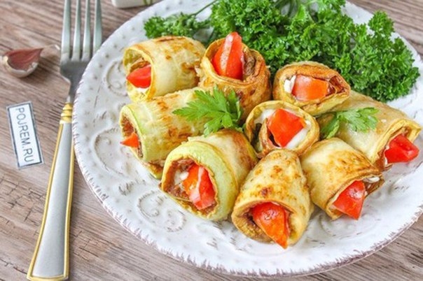 Сочный перекус из кабачков и помидора! Можно готовить хоть каждый день, очень вкусно и экономно!