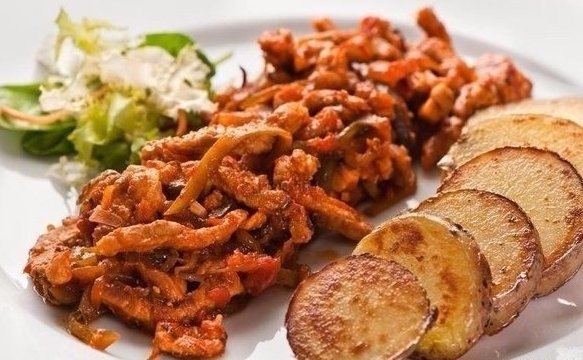 Чудесное азу из свинины вам поможет приготовить наш рецепт! Гости будут в восхищении!