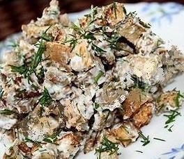 Ароматный, острый и рассыпчатый салатик. Гости будут довольны!