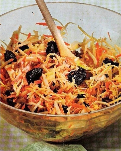 Необыкновенно вкусный салат - сплошные витамины! Кушаем и оздоравливаемся!